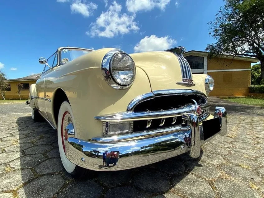 Pontiac Silver Streak – Brazil 1949– Réf. PU001