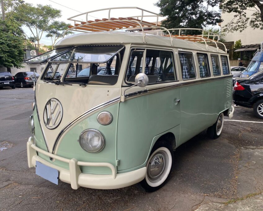 VW Kombi T1 Bus – READY TO SHIP – REF C869