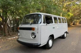 VW Kombi Bus T2 – Ready to Ship – REF C913