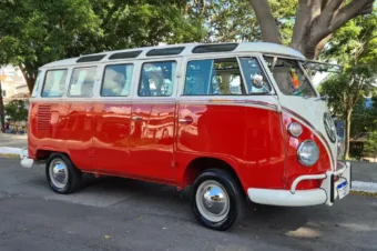 Volkswagen Kombi T1 restauré – Prêt à être expédié – Réf. C921