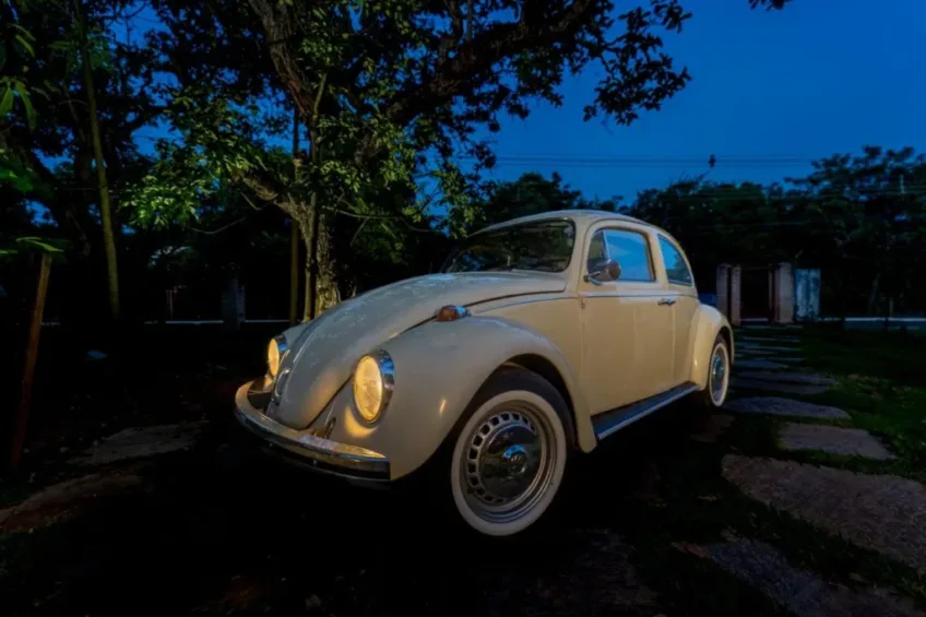VW Beetle 1976 – Ready to Ship – REF BE 0061